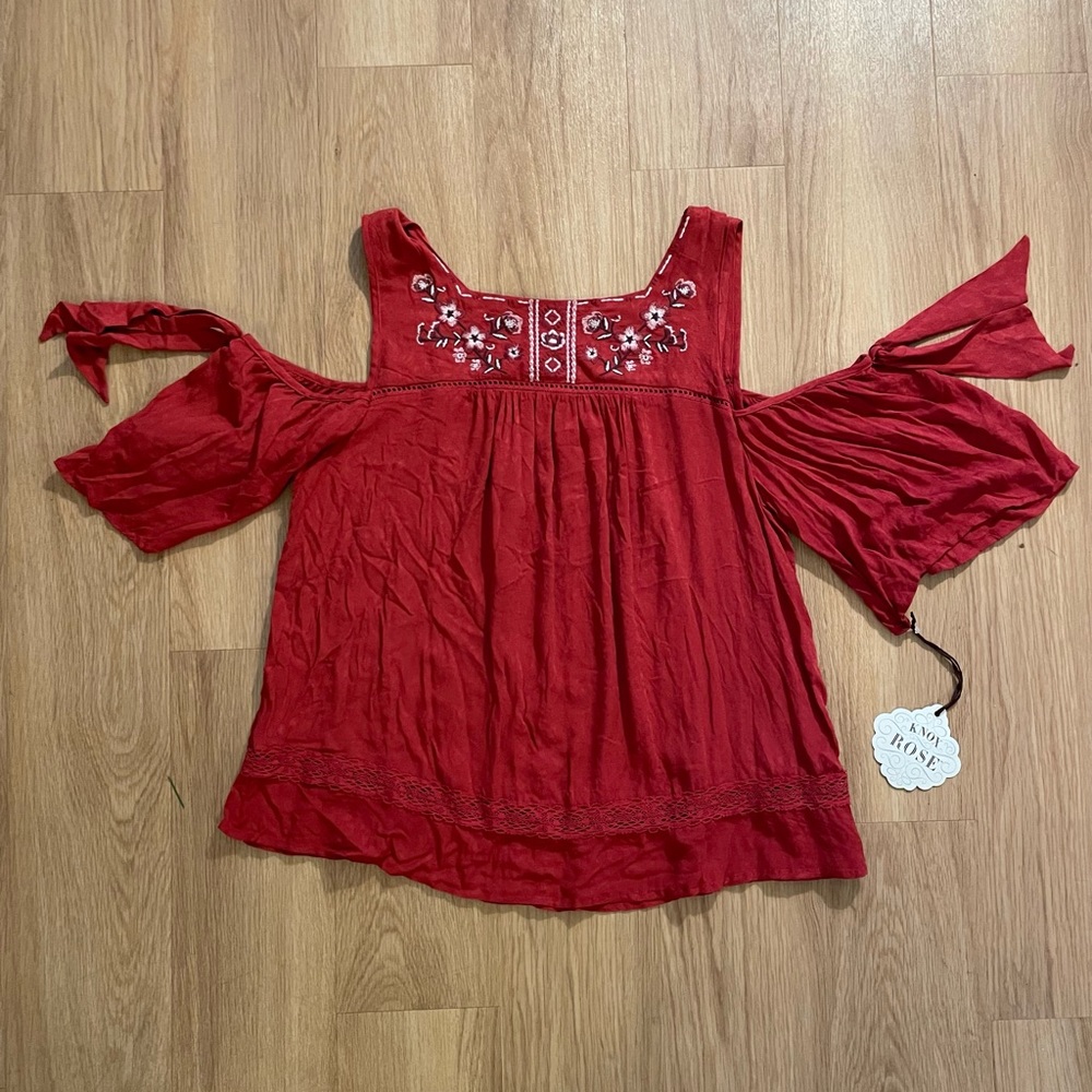 Knox Rose Flowy Top